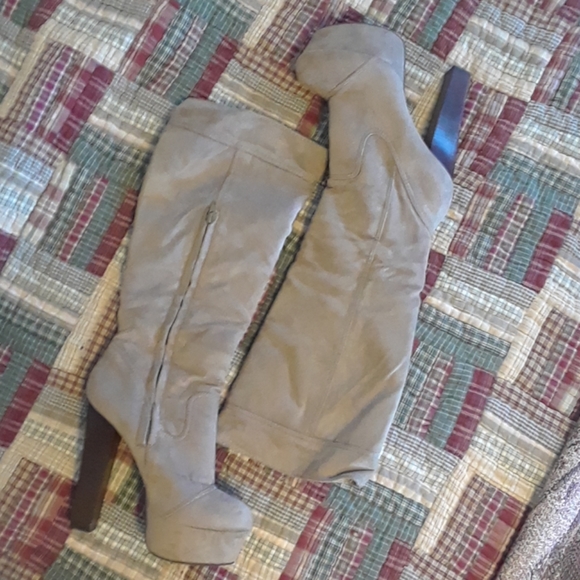 Zigi Soho Shoes - *3 FOR $15* Taupe Platform Boots